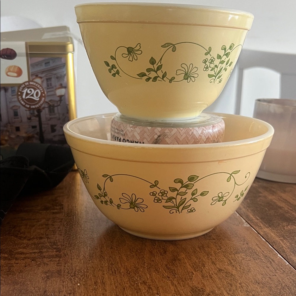 Pyrex Shenandoah Mixing bowels Set